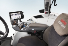 Die neue Valtra SmartTouch Armlehne